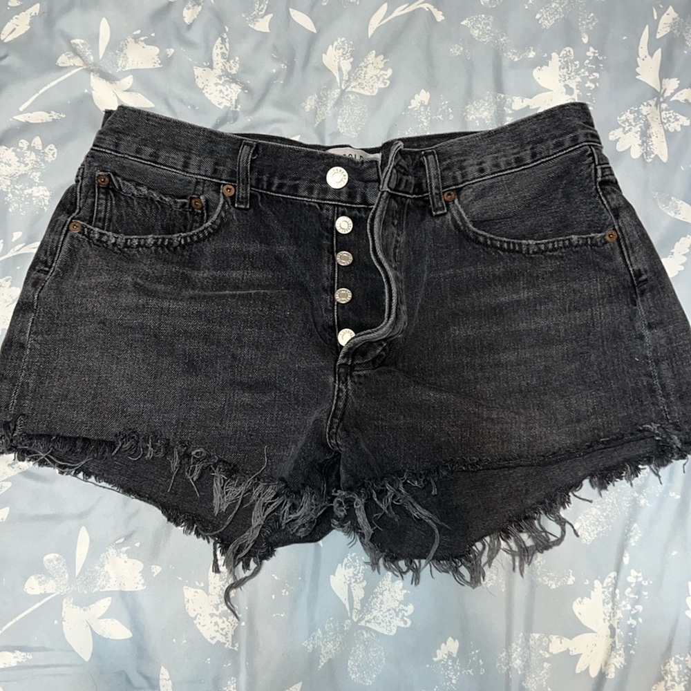 AGOLDE black shorts. Size 29